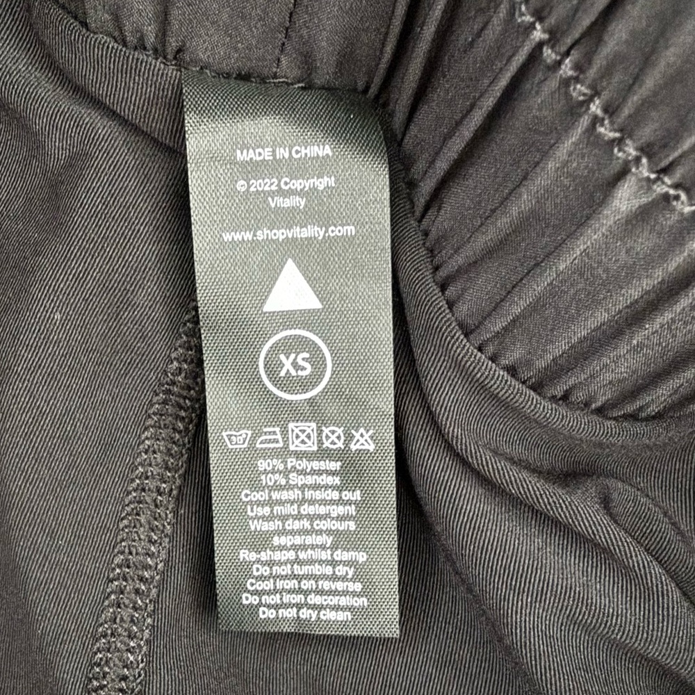 Vitality Women's Black The Vista Running Shorts New In Package Size XS - Picture 5 of 7